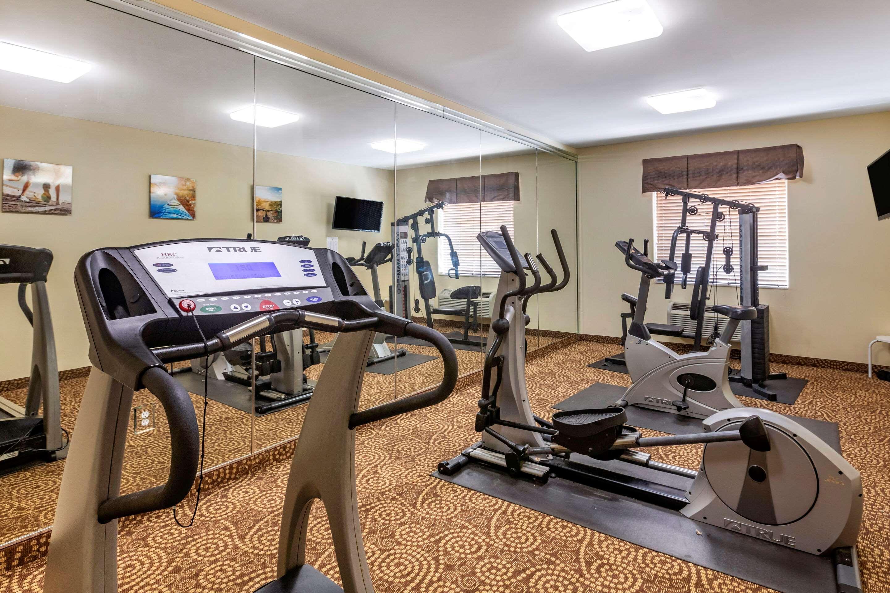 Comfort Inn & Suites Villa Rica Bagian luar foto